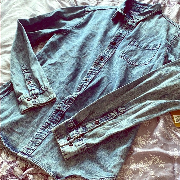 Men’s Denim Button up Shirt - Picture 1 of 5